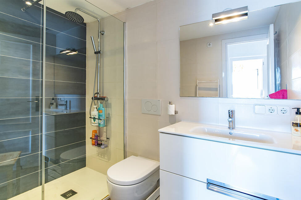 Tolles Maisonette-Apartment mit fantastischem Hafen- und Bergblick in Puerto Sóller