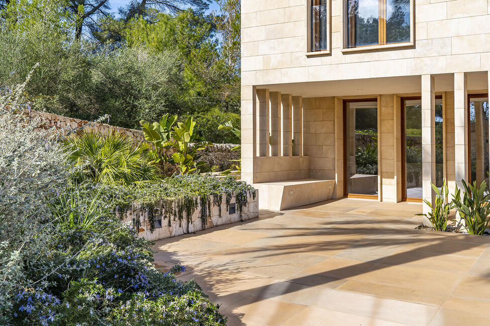 Unique finca with pool and mountain views in Cas Concos Des Cavaller