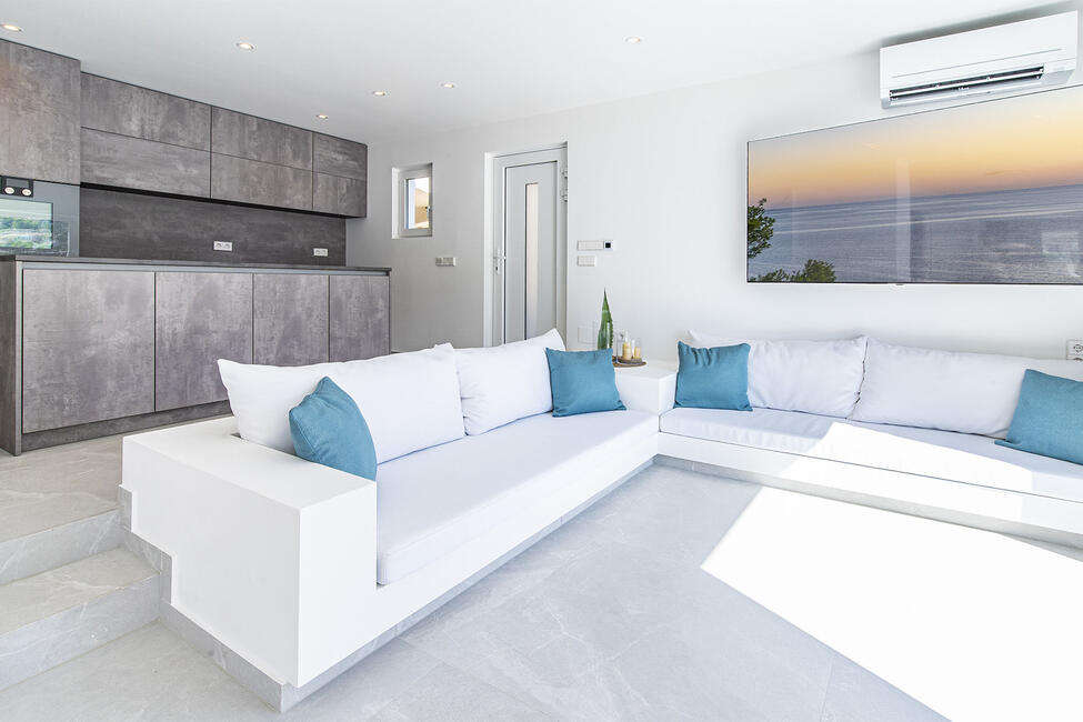Herrliches Apartment in 1. Meereslinie, mit direktem Meerzugang in Cala Llamp