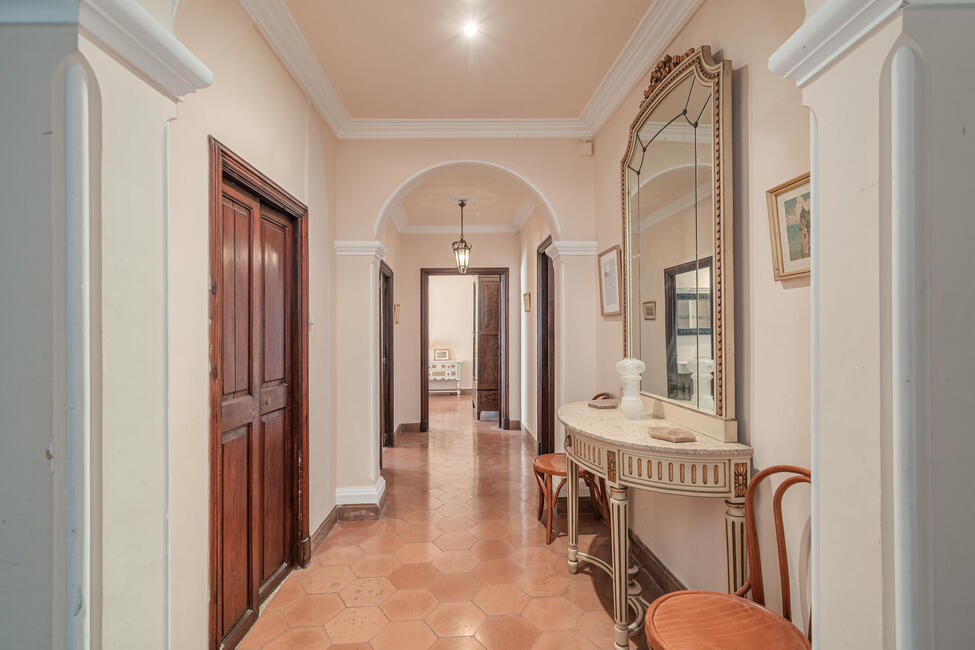 Traditionelles Herrenhaus mit eleganten Café und Pool in Sóller