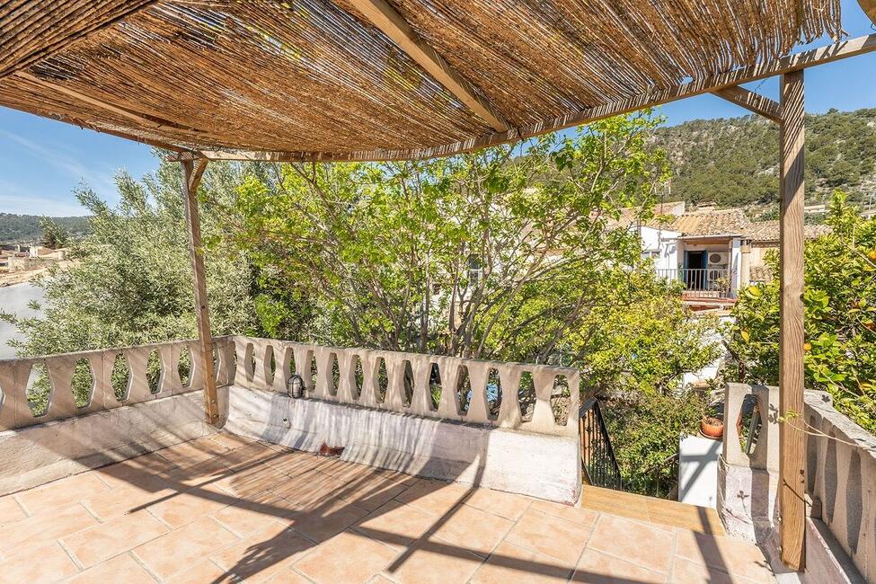 Attraktives Dorfhaus mit schönem Weitblick in Alaró