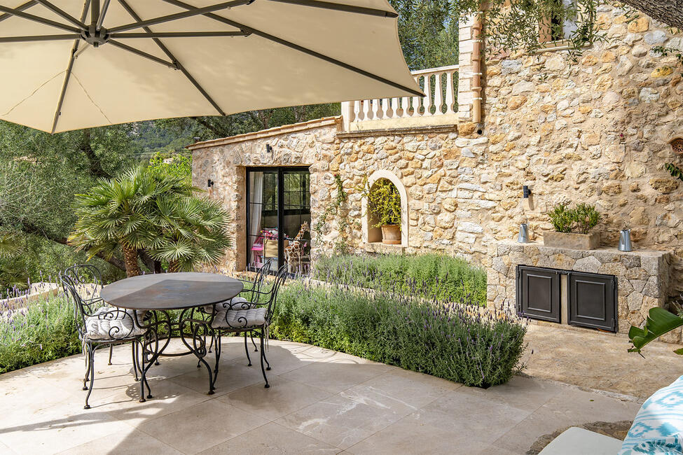 Wunderschöne Finca mit Bergblick in S’Arracó
