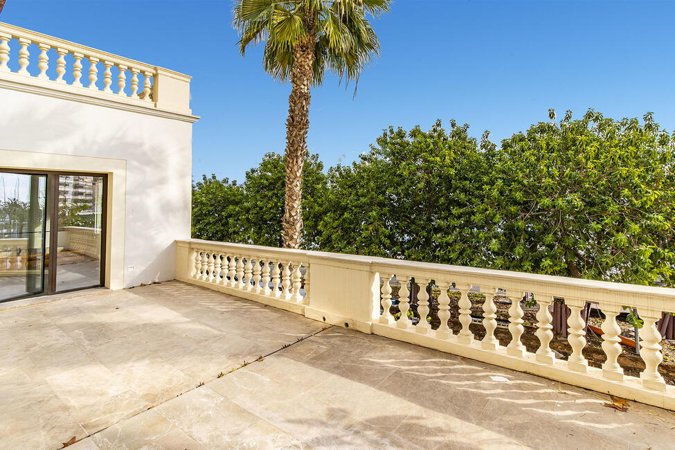 Modernes Apartment in 1. Meereslinie am Paseo Marítimo in Palma