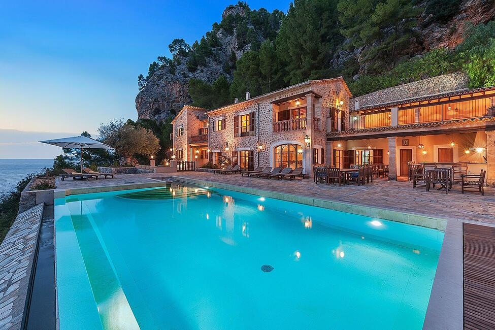 Traumhafte Villa in Cala Tuent in der Nähe von Sa Calobra
