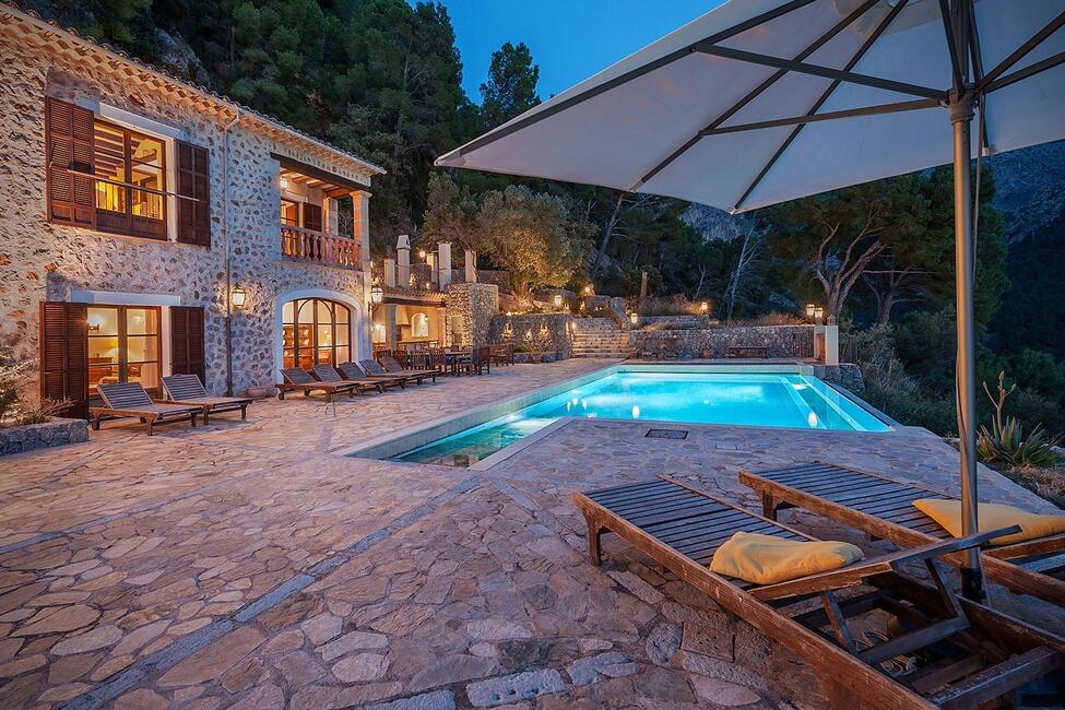 Traumhafte Villa in Cala Tuent in der Nähe von Sa Calobra