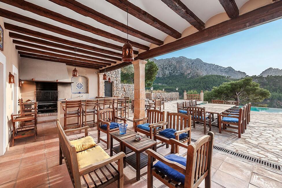 Traumhafte Villa in Cala Tuent in der Nähe von Sa Calobra