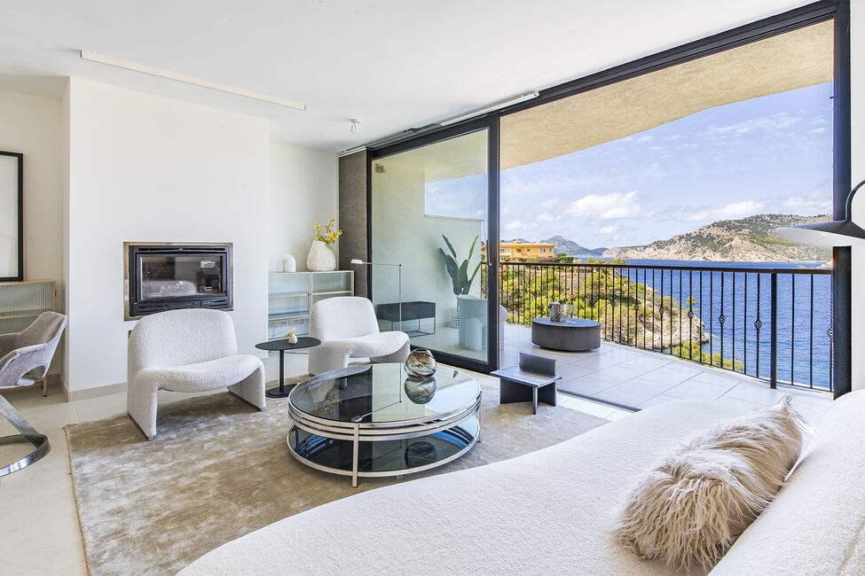 Renoviertes Apartment mit Meerblick und Meerzugang in Puerto Andratx