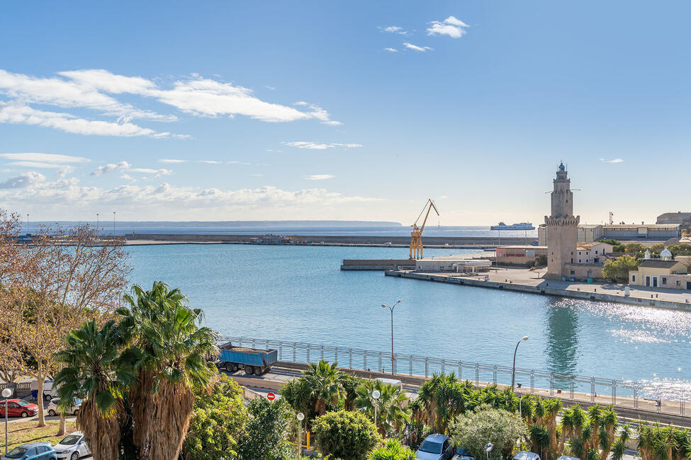 Attraktives Apartment mit Meerblick in der Nähe des Porto Pi in Palma