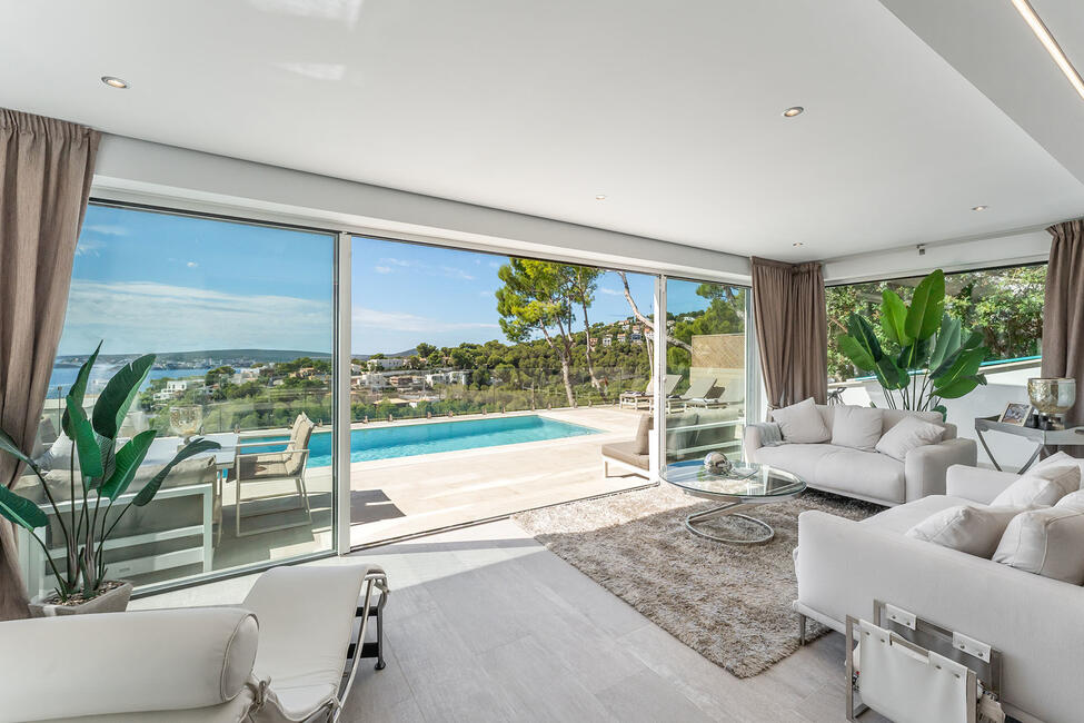Aufwendig renovierte Villa mit fantastischem Meerblick in Costa d’en Blanes