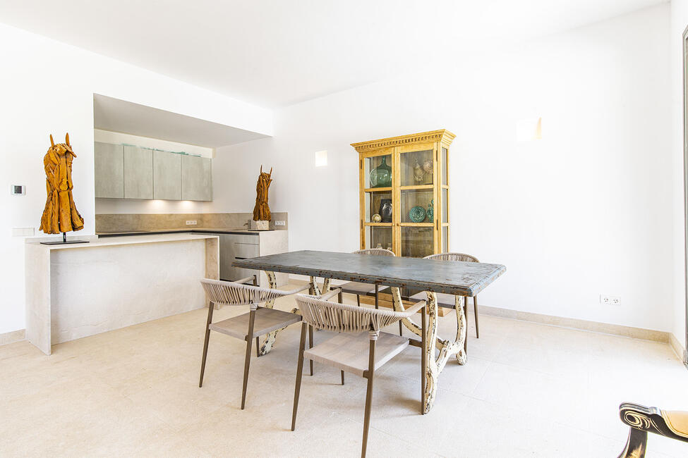 Attraktives Neubau-Reihenhaus mit Pool in Ses Salines