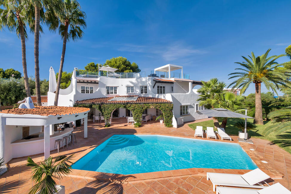 Villa in 2. Meereslinie mit fantastischem Meerblick in Sol de Mallorca