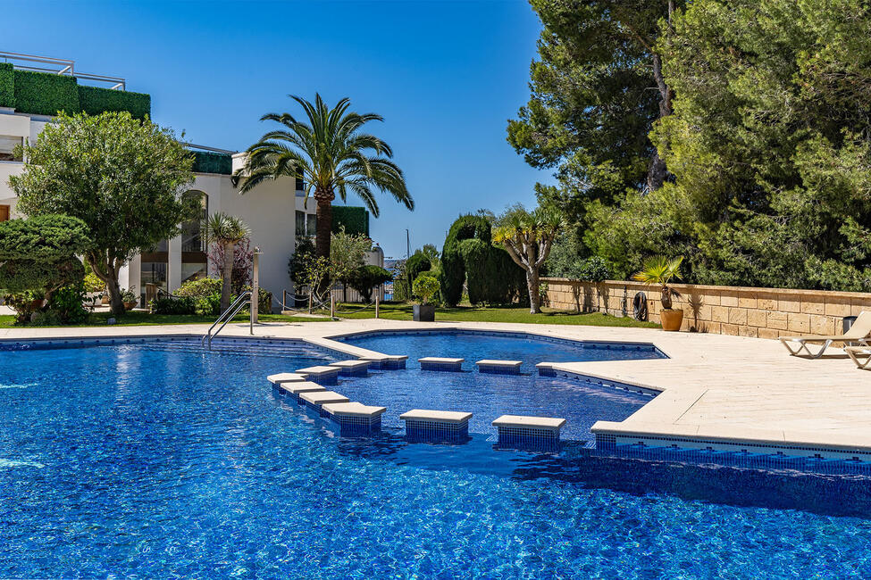 Neu renoviertes Apartment mit Meerblick in Puerto Portals