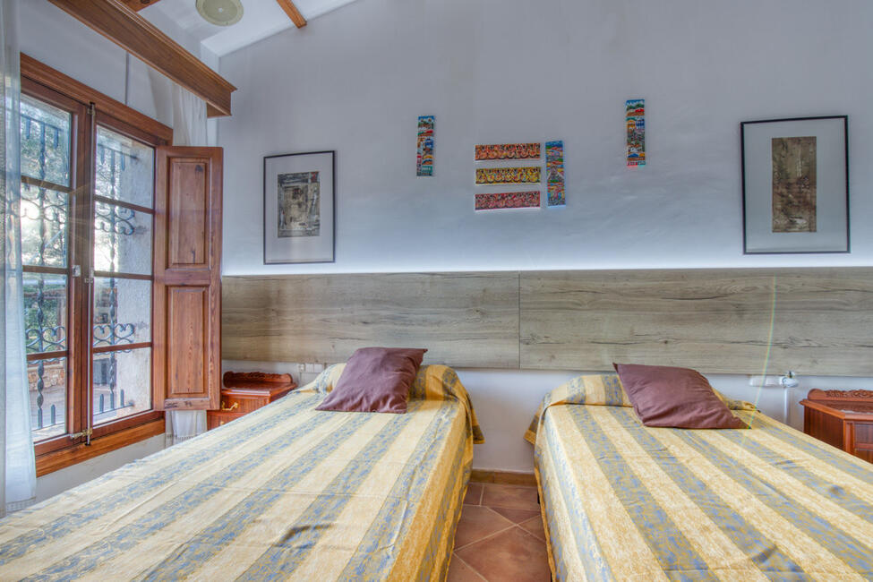 Villa tradicional con licencia de vacaciones en Costa de los Pinos