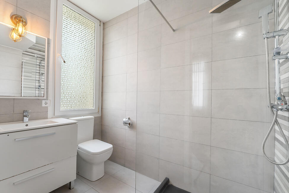 Renoviertes Chalet mit Ferienvermietungslizenz, in Strandnähe in Can Pastilla