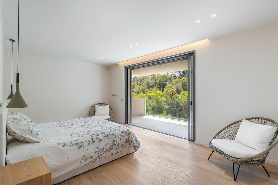 Erstklassige Luxus-Neubau-Villa mit Pool in Costa den Blanes