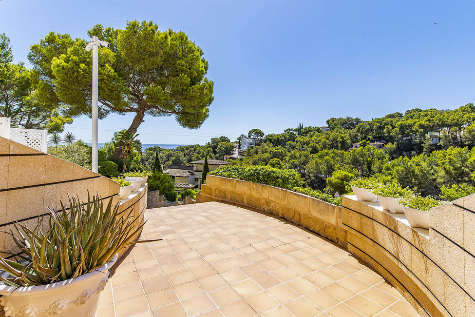 Tolles Apartment mit herrlichem Meerblick und Gemeinschaftspool in Cas Catalá