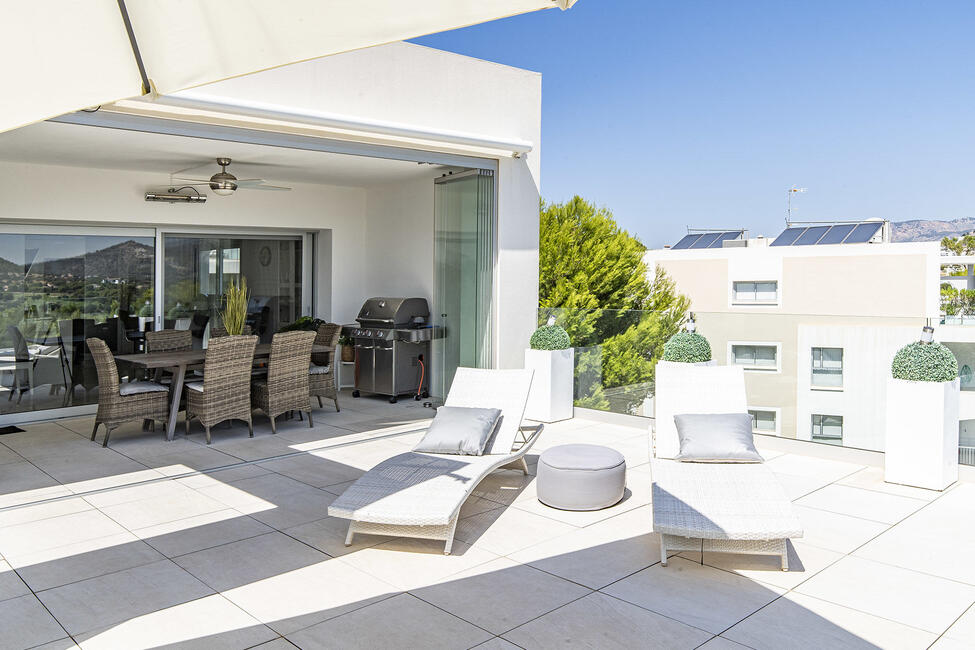 Fabelhaftes Penthouse mit Gemeinschaftspool in Strandnähe in Santa Ponsa