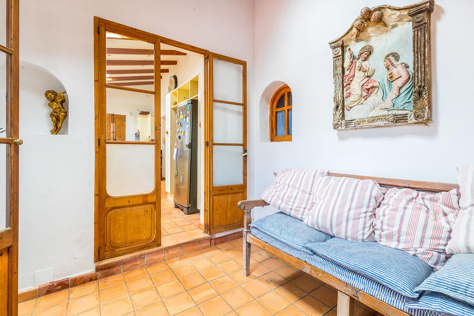 Multigenerational family finca with 11 rooms in Santa Maria del Cami