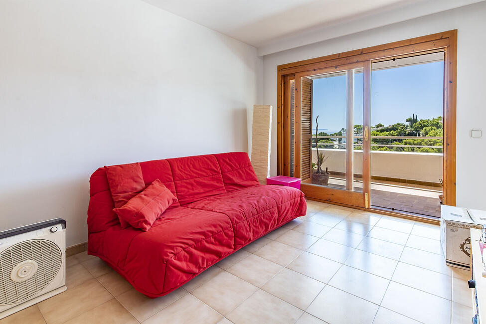 Tolles Apartment mit herrlichem Meerblick und Gemeinschaftspool in Cas Catalá