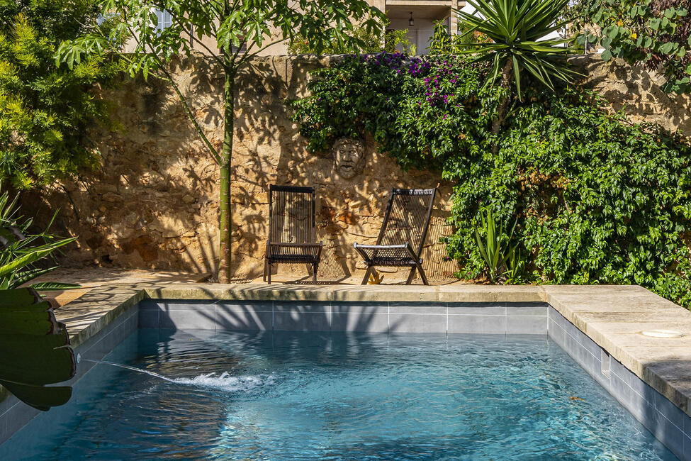 Hübsches, renoviertes Stadthaus mit Pool und Garten in Llucmajor