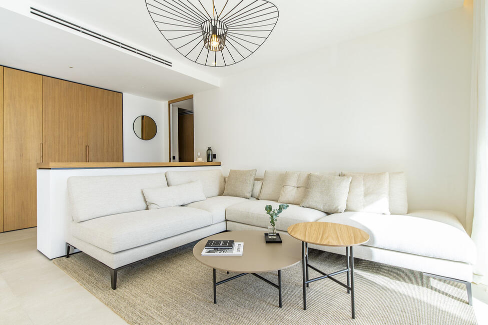 Luxuriously renovated apartment in 1st sea line in Palma-Portixol