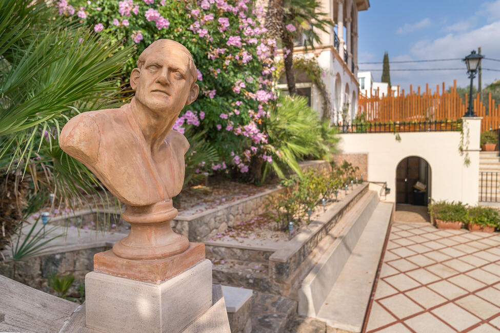 Wunderschöner Stadtpalast mit Pool und Hafenblick in Palma – Son Armadams