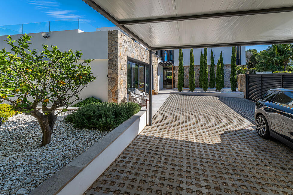 Atemberaubende Luxusvilla am Golfplatz von Nova Santa Ponsa