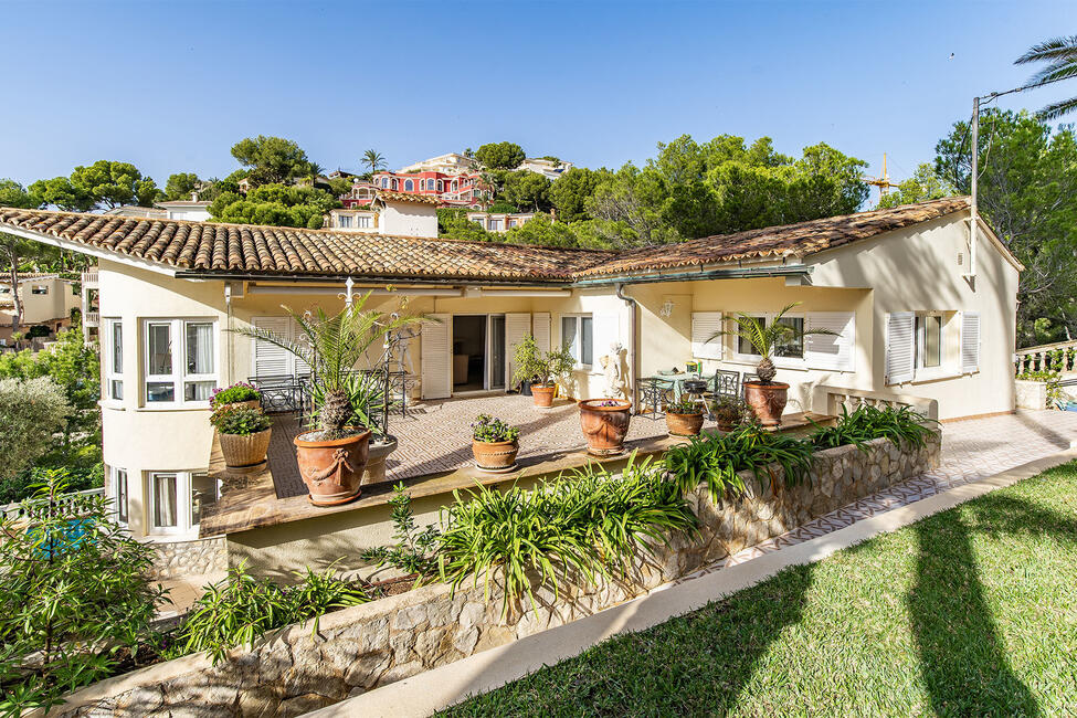 Mediterrane Villa mit Pool und Meereszugang in Costa de la Calma