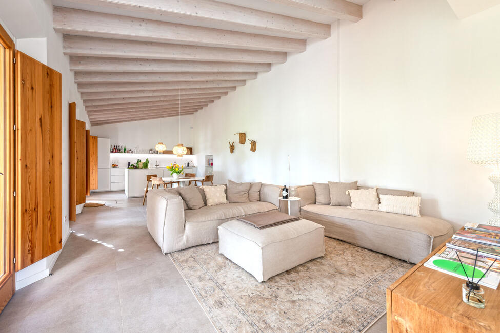 Traumhaft renovierte Finca mit Pool in Santa Maria del Camí