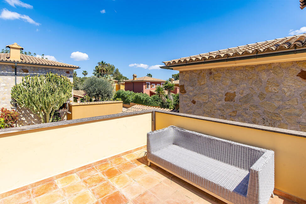 Luxurious renovated villa with private pool in beautiful residential complex in Nova Santa Ponsa