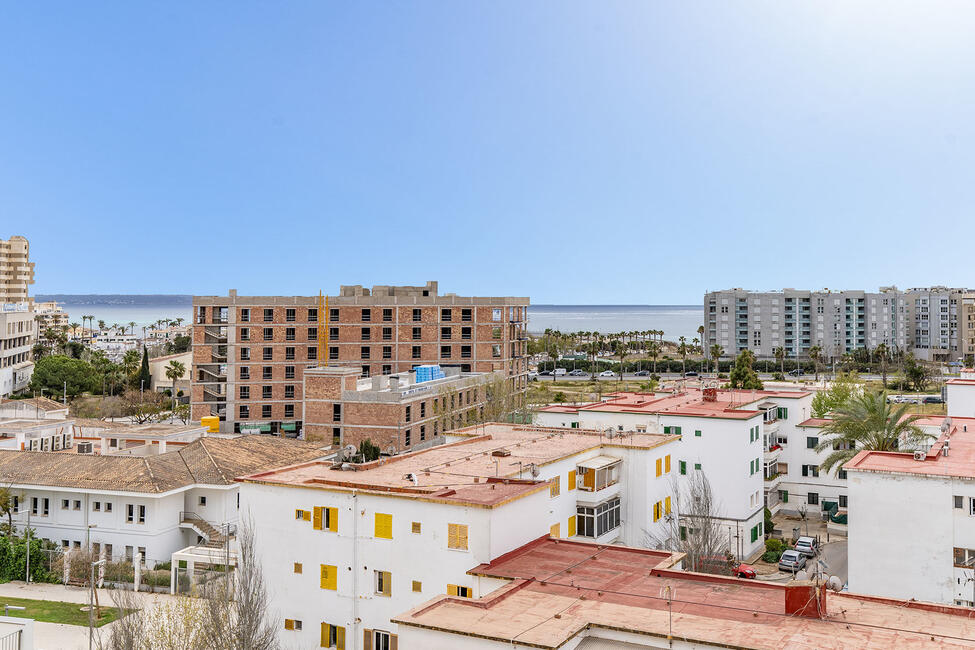 Neubau-Penthouse mit Meerblick in Palma
