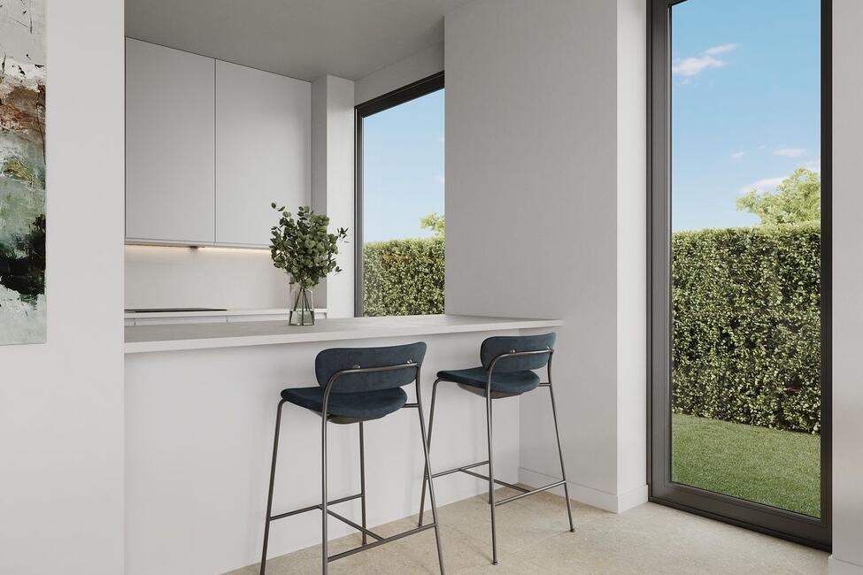 Elegante Neubau-Doppelhaushälfte mit Pool und gepflegtem Garten in Puig de Ros