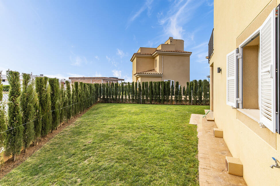 Attractive new-build villa with sea views in upmarket residential complex in Sa Rapita