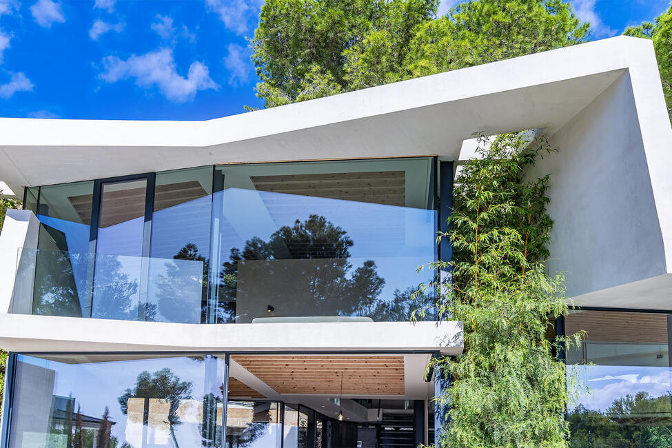 Exklusive Designer-Neubauvilla mit Meerblick in Paguera