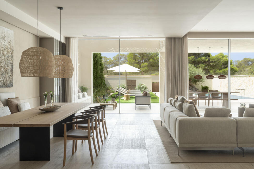 Luxuriöses Neubau-Chalet mit Pool in Strandnähe in Cala Figuera