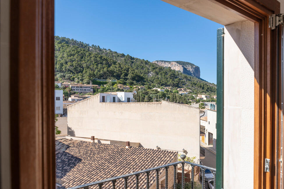 Hochwertig renoviertes Penthouse mit Bergblick in Alaró