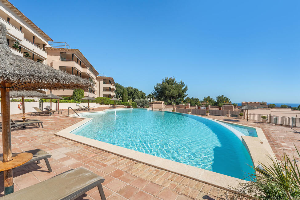 Fantastic penthouse with sea views close to the golf course in Bendinat