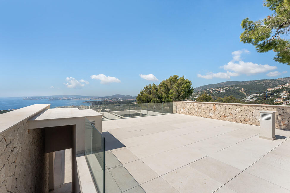 Elegant newly built villa with fantastic sea views in Portals Nous