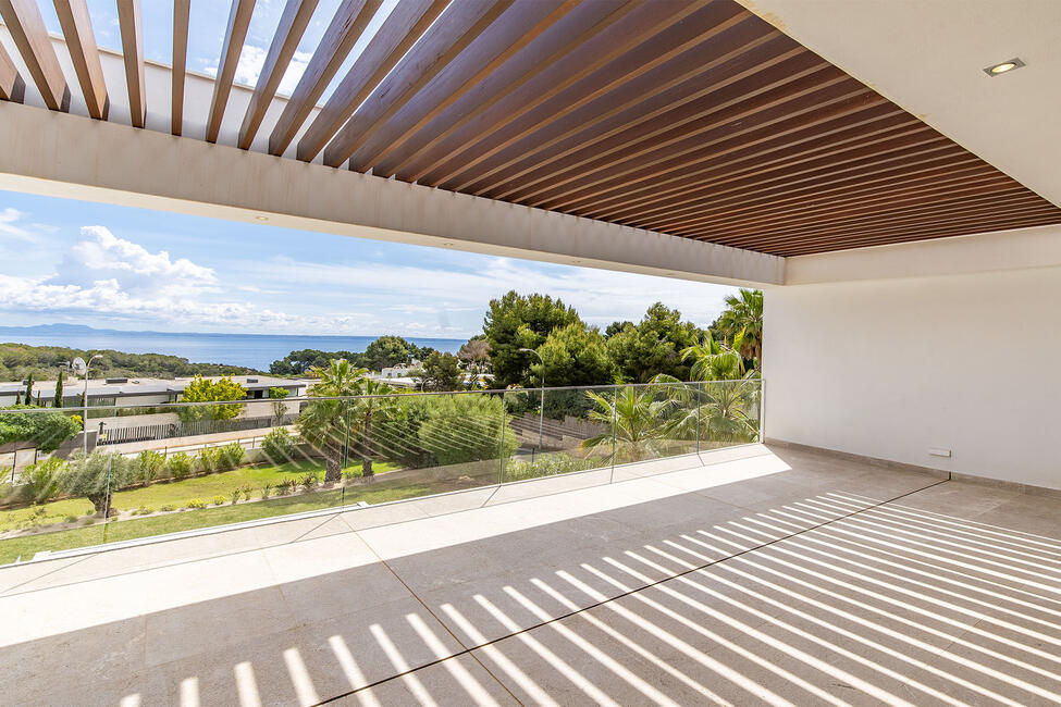 Luxuriöse Neubauvilla mit fantastischem Meerblick in Sol de Mallorca