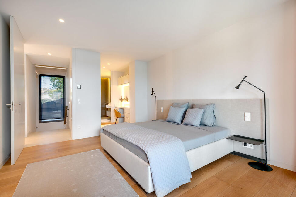 Moderne Luxus-Neubauvilla in 2. Meereslinie in Nova Santa Ponsa