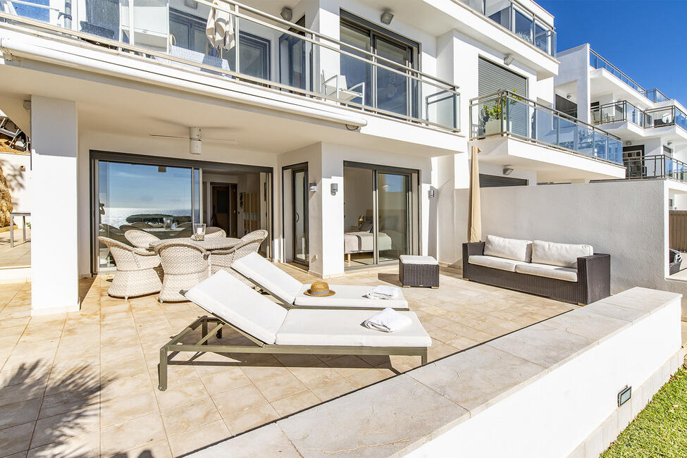 Traumhaftes Erdgeschoss-Apartment in 1. Meereslinie in Puerto Andratx