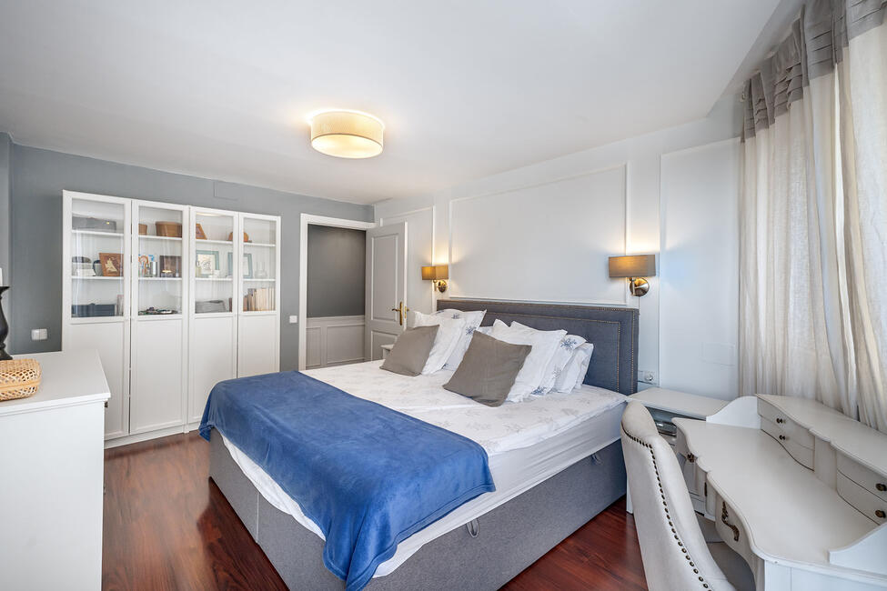 Elegantes Apartment mit Meerblick im renommierten Viertel von Palma