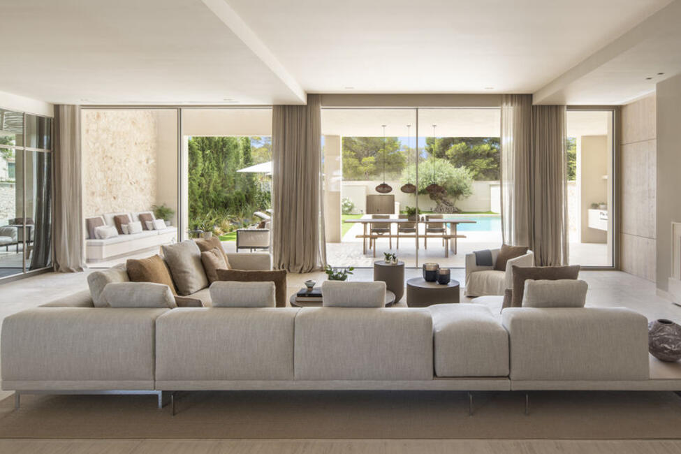 Luxuriöses Neubau-Chalet mit Pool in Strandnähe in Cala Figuera
