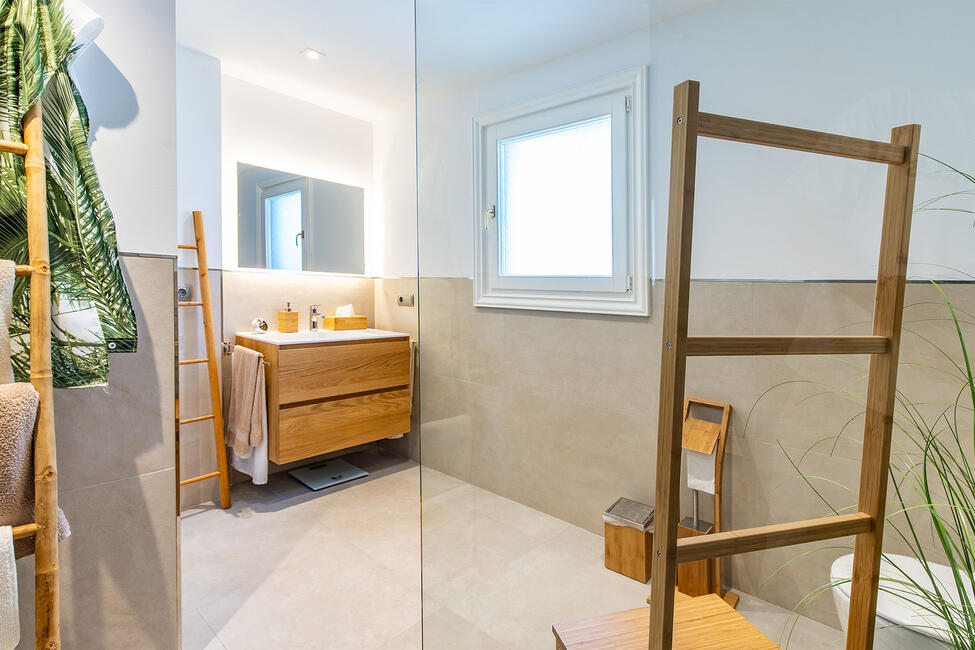 Prächtiges Duplex-Penthouse mit Gemeinschaftspool und fabelhaftem Meerblick in Paguera