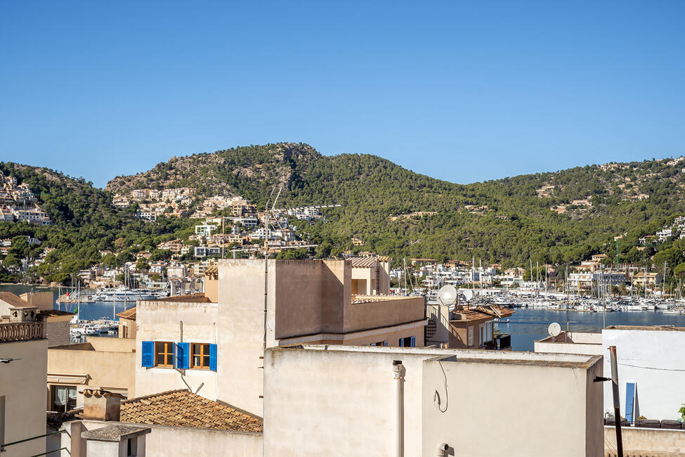 Charmantes Dorfhaus mit Teilmeerblick in Puerto de Andratx