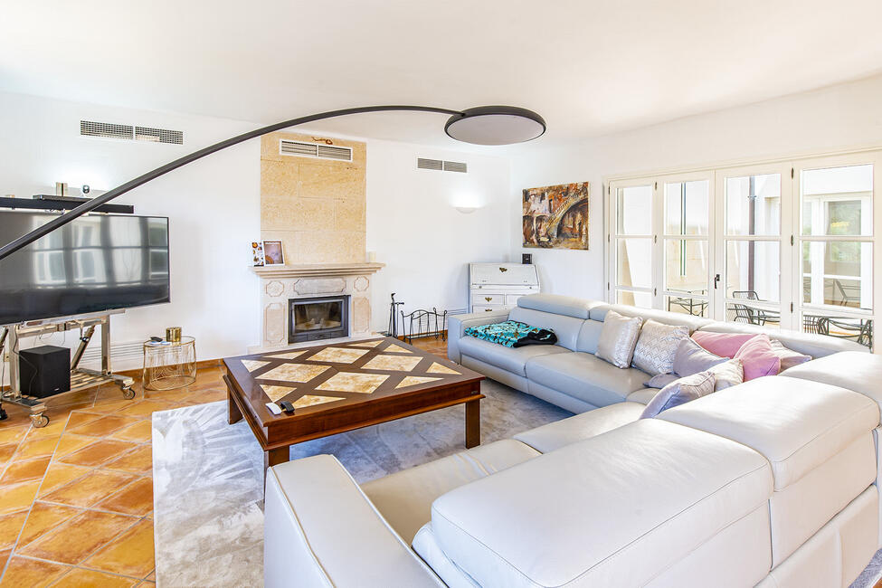Sonnige Villa mit herrlichem Garten und Pool in Santa Ponsa