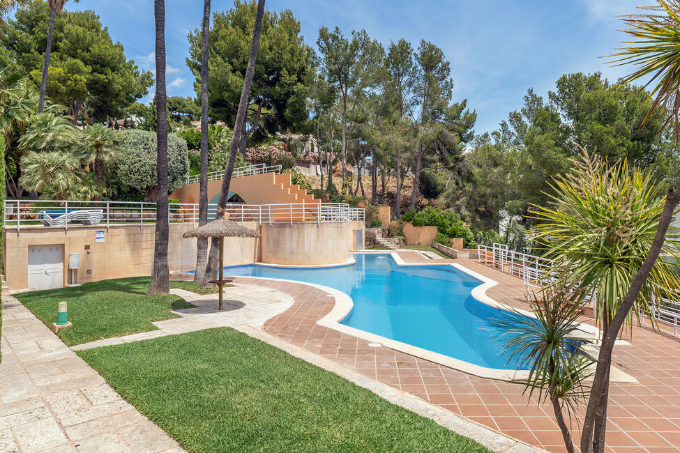 Schönes Apartment mit Gemeinschaftspool neben dem Golfplatz in Bendinat