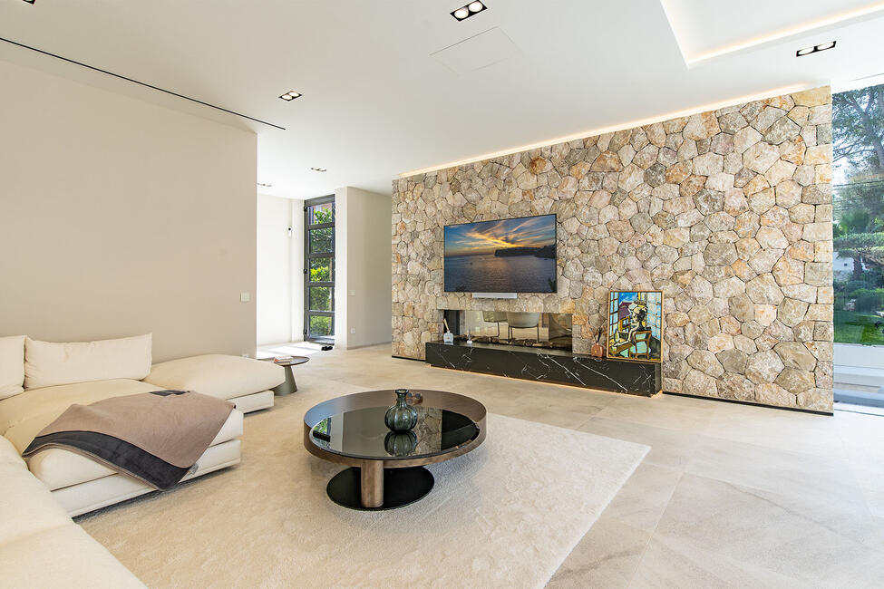 Beeindruckende Neubau-Villa mit Pool in Santa Ponsa