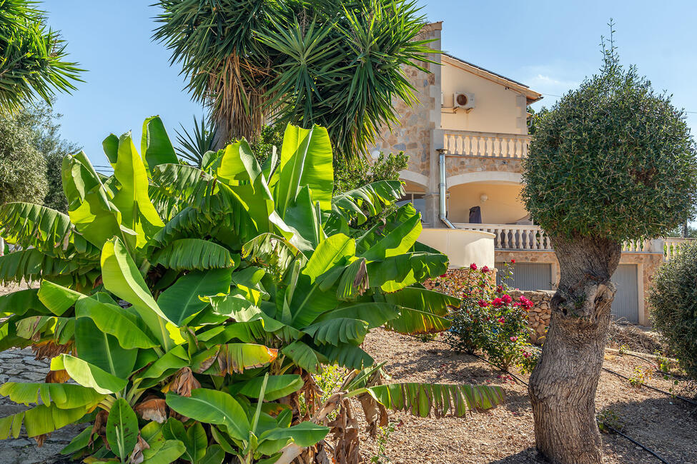 Mallorquinische Finca mit Pool und Weitblick auf die Berge in Marratxi