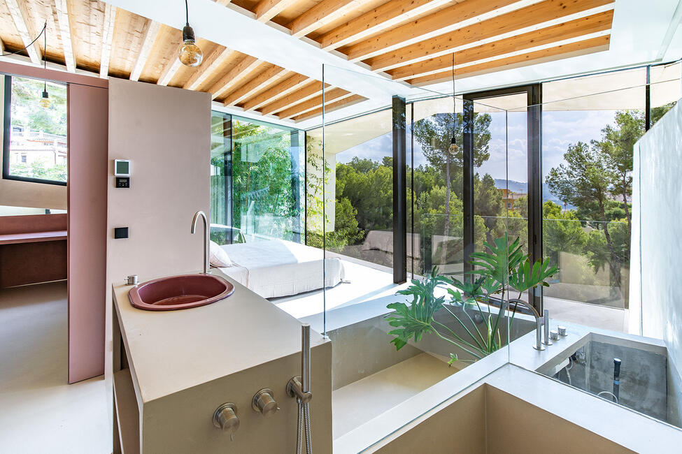 Exklusive Designer-Neubauvilla mit Meerblick in Paguera